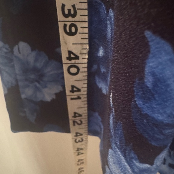 Alice + Olivia Blue Floral Pants. Size 12. - Picture 10 of 12